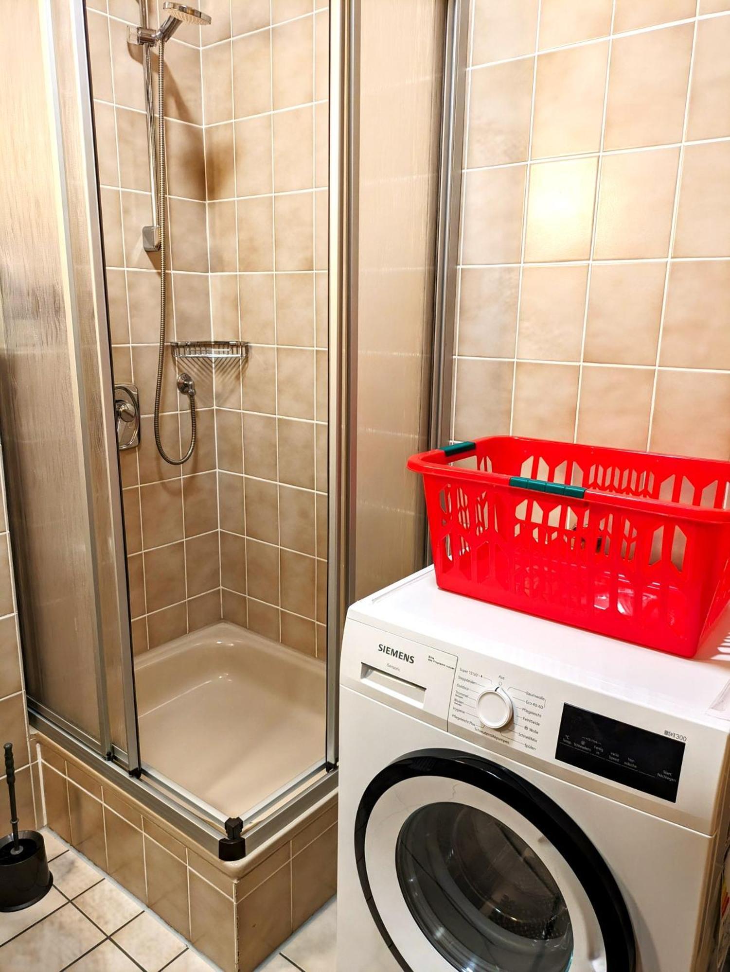 4 Zimmer Geraeumige Und Ruhig Gelegene Ferien- Und Monteurwohnung Nur Fuer Sie Allein Aujvari Vermietungen Spiegelberg 外观 照片