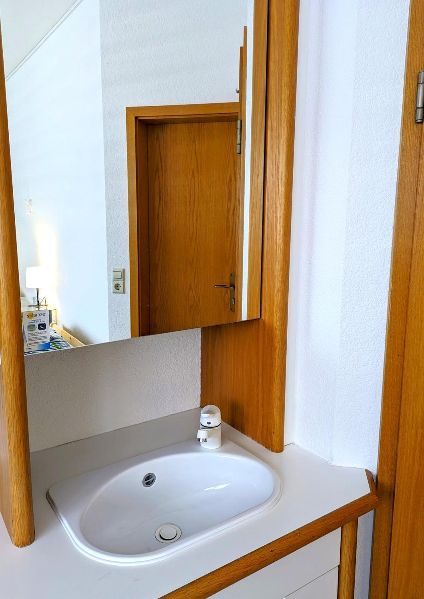 4 Zimmer Geraeumige Und Ruhig Gelegene Ferien- Und Monteurwohnung Nur Fuer Sie Allein Aujvari Vermietungen Spiegelberg 外观 照片