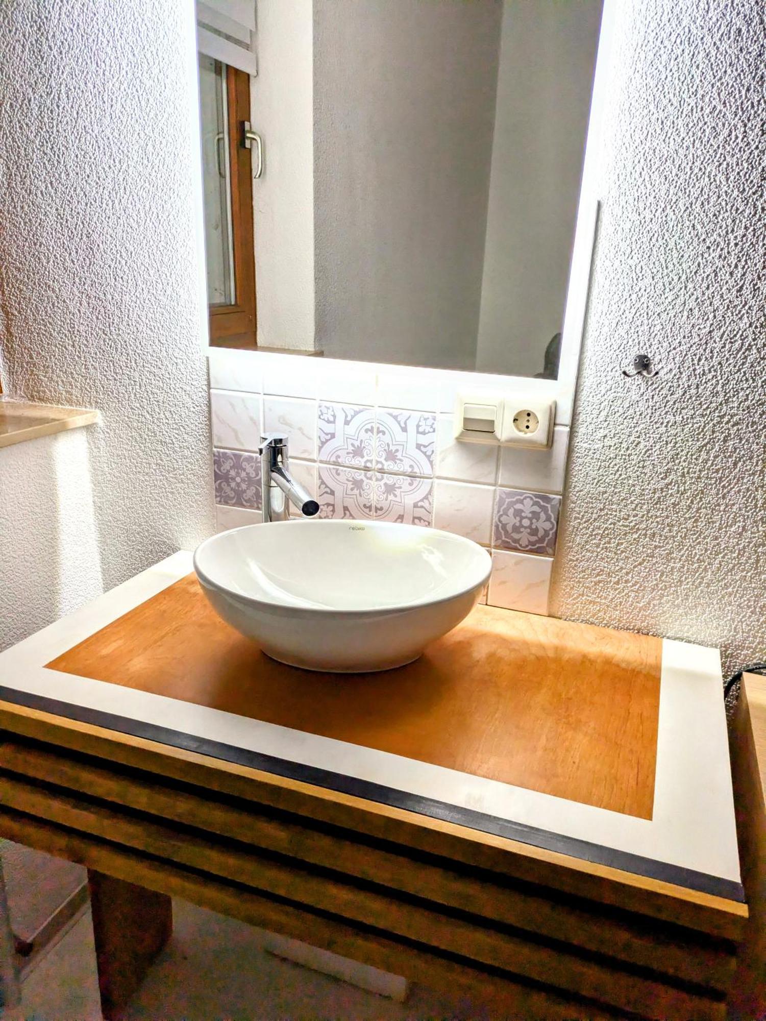4 Zimmer Geraeumige Und Ruhig Gelegene Ferien- Und Monteurwohnung Nur Fuer Sie Allein Aujvari Vermietungen Spiegelberg 外观 照片
